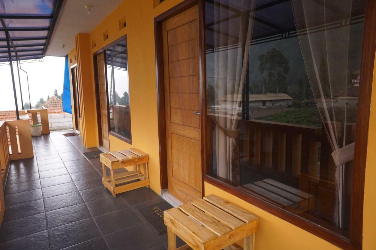 Homestay Lereng Bromo Exterior foto
